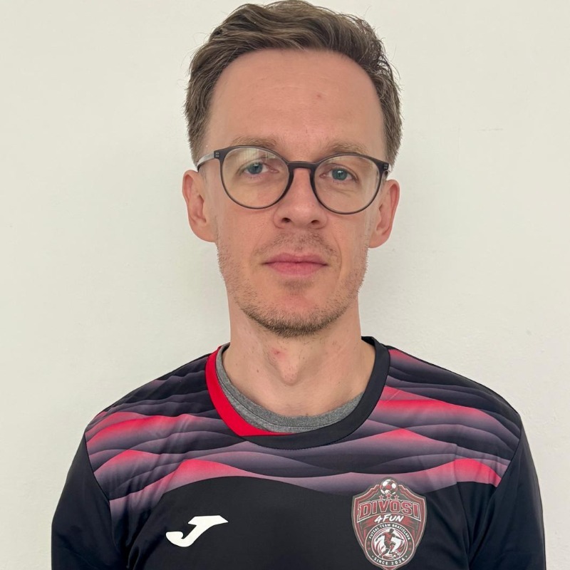 Michal Uhnák